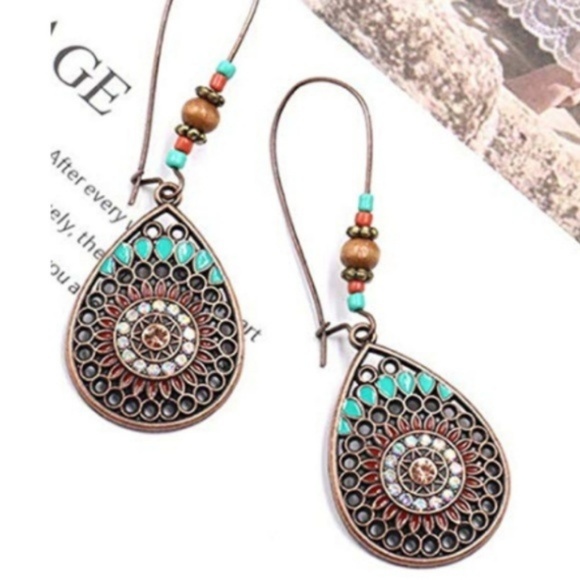 1 LEFT! Dreamcatcher Western Style Beaded Earrings - Picture 2 of 4